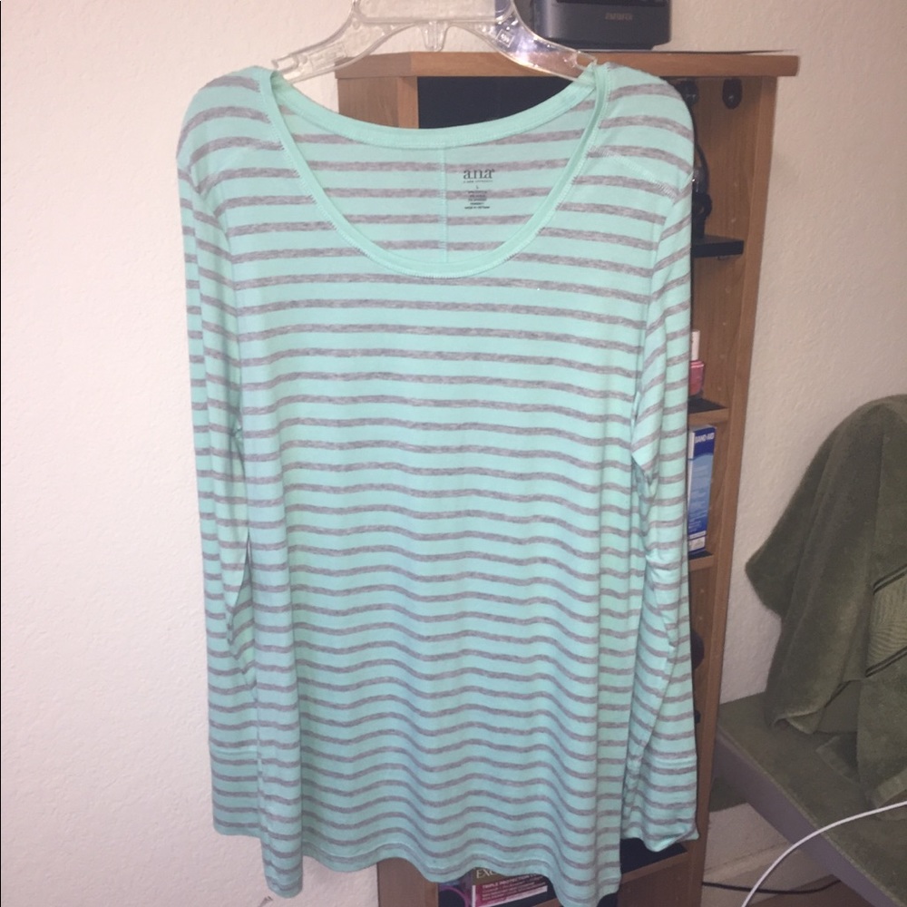 Unused Long Sleeved Mint Shirt with Grey Stripes